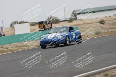 media/Jun-01-2025-CalClub SCCA (Sun) [[eae223c5dd]]/Group 5/Race (Front Straight)/